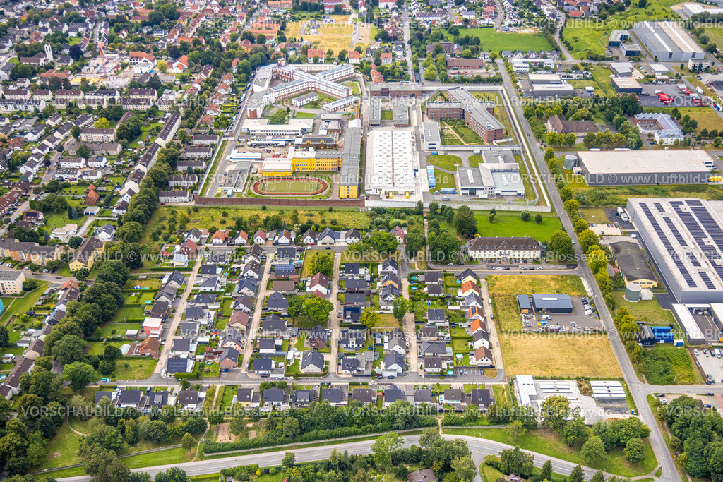 Werl240712175 | Luftbild, Justizvollzugsanstalt Werl (JVA) Gefängnis, Wohnsiedlung Melsterhag, Werl, Nordrhein-Westfalen, Deutschland