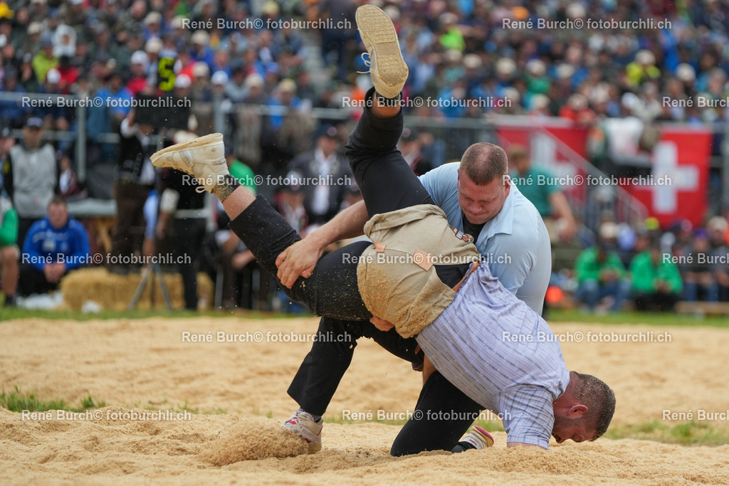91 | René Burch leidenschaftlicher Fotograf aus Kerns in Obwalden.  Hier finden sie Sport, Landschaft und Natur Fotografie.
 - Realisiert mit Pictrs.com