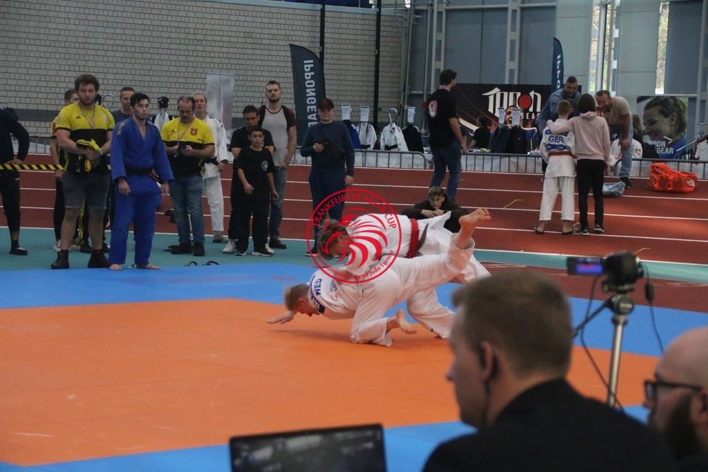 MSY-2022-10-30-7970 | Fotos vom Adler Cup - Pictures from Adler Cup

Hier findet Ihr alle Eindrücke und großen Momente der Adler Cup Wochenenden. Here you will find all impressions and great moments of the Adler Cup weekends. - Realisiert mit Pictrs.com