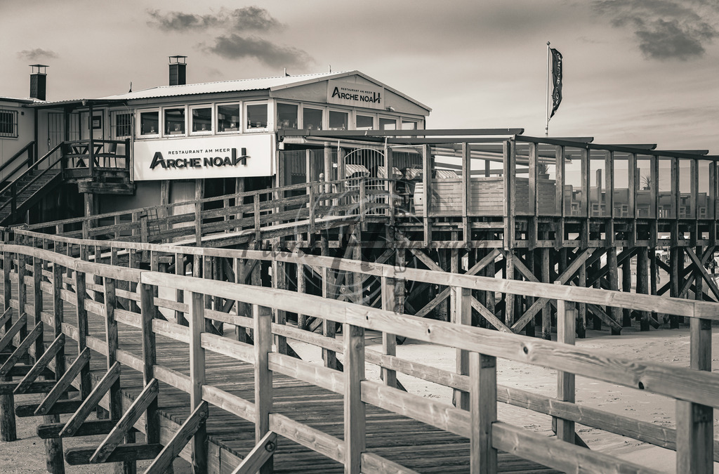 _X0A2542 | Frank Herberich Fotografie, Frank Herberich, Fotografie, Hochzeit, Portrait, St. Peter Ording, Ording, Westerhever, Nordsee, Frank Fotografie, Hardheim,  Odenwald,Walldürn, Band,Eventfotografie - Realisiert mit Pictrs.com