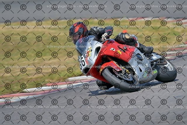 25bt04-1804 | markuskiefer.com - Realisiert mit Pictrs.com