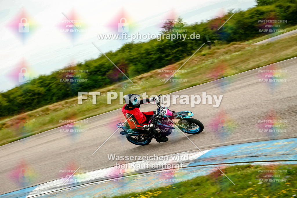 Chambley Juli-1149 | Hier findet Ihr Bilder von Touristenfahrten auf der Nürburgring Nordschleife oder von anderen Veranstaltungen die ich besucht habe. Viel Spass beim Durch Schauen 