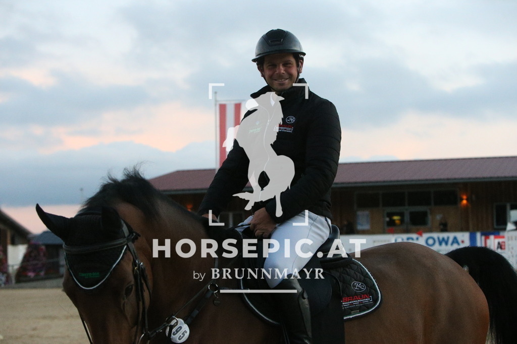 PP017675 | Willkommen bei Brunnmayr - Design & Fotografie – Ihrem Spezialisten für Reitturniere und Pferdeveranstaltungen in Oberösterreich, Salzburg und Bayern! Seit über 17 Jahren sind wir leidenschaftlich dabei.
