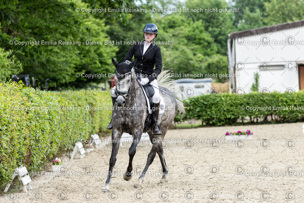 CL5A5634 | Emilia Reinking Fotografie - Realisiert mit Pictrs.com