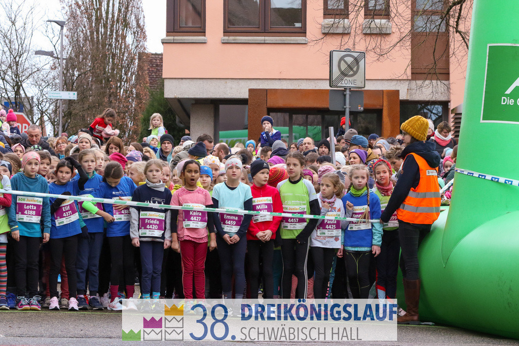 400m AOK Junior Cup | 3 Koenigslauf 2024 400m AOK Junior Cup - Realisiert mit Pictrs.com