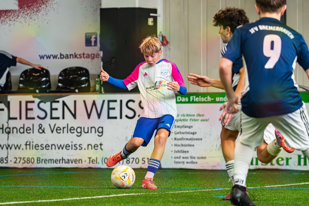 _BLR9916 | Professionelle Fußball- und Sportfotografie. Spielbilder online ansehen und kaufen – Einzelbilder oder komplette Galerien in hoher Qualität. - Realisiert mit Pictrs.com