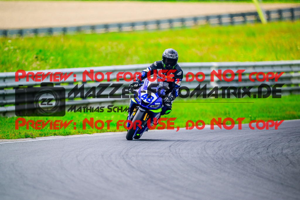 MaZZes_FotoMatrix_240602_6007705_8825 | SSP300