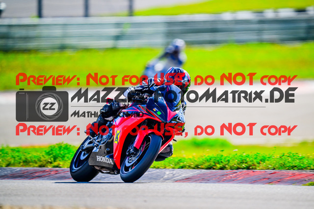 MaZZes_FotoMatrix_240911_6007705_9190 | GRUEN