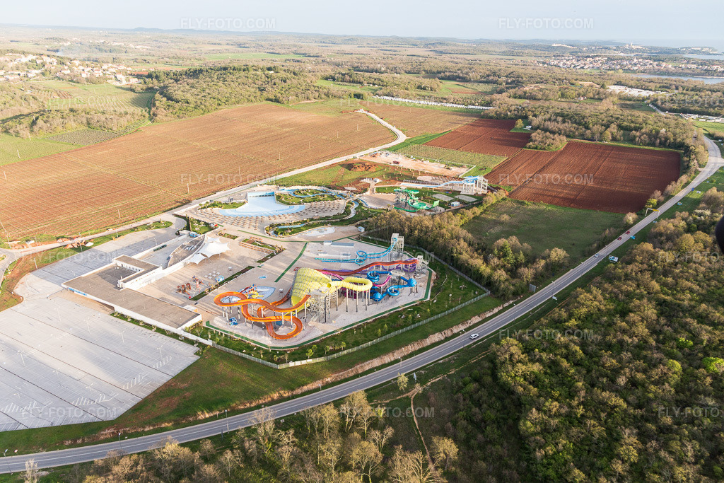 Aerial view: View of the town in Poreč in the state Gespanschaft Istrien, Croatia.Photo: IMG_106370.jpg taken on 04/14/2018 by Werner Riehm/FLY-FOTO.comResolution of the original: 5472 x 3648 px