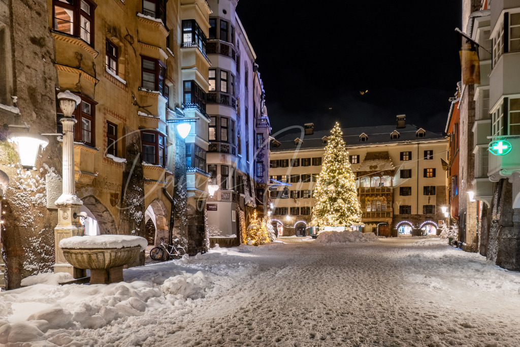Altstadt | Tief verschneite Innsbrucker Altstadt