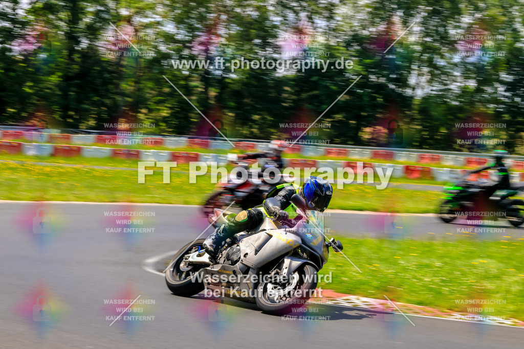 VBK-8118 | Hier findet Ihr Bilder von Touristenfahrten auf der Nürburgring Nordschleife oder von anderen Veranstaltungen die ich besucht habe. Viel Spass beim Durch Schauen 