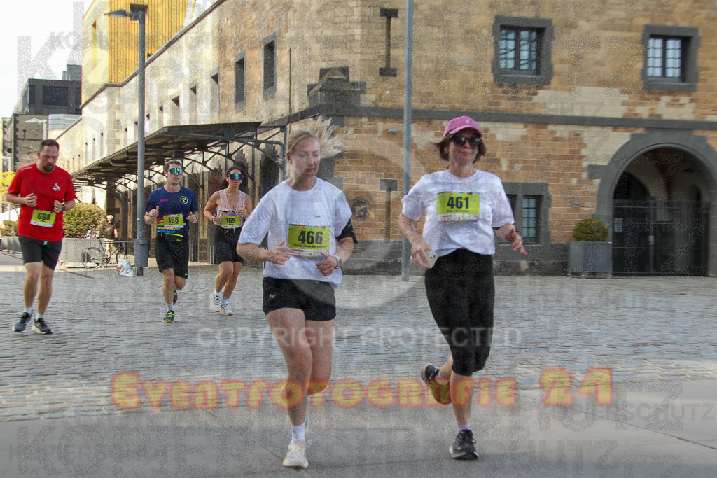250920_1500_EV4_7841 | Sportfotografie im Rhein-Sieg Kreis, Köln, Bonn, NRW, Rheinland Pfalz, Hessen, etc. Unser Tätigkeitsfeld umfasst den Laufsport vom Volkslauf über den Marathon, Duathlon, Triathon bis zum Ultralauf wie Kölnpfad Ultra oder Schindertrail.