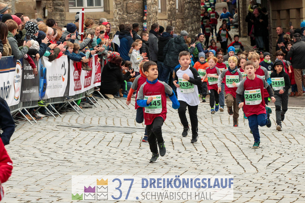 AOK JuniorCup 400m | 3Koenigslauf 2023 - Realisiert mit Pictrs.com