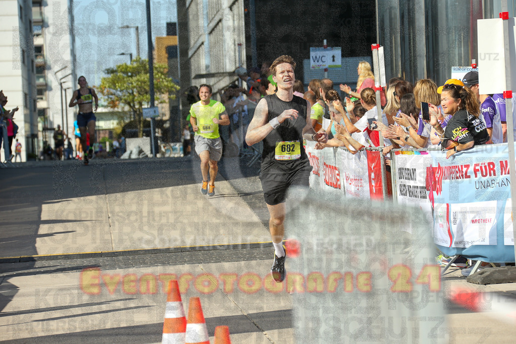 240921_1513_EX1_4682 | Sportfotografie im Rhein-Sieg Kreis, Köln, Bonn, NRW, Rheinland Pfalz, Hessen, etc. Unser Tätigkeitsfeld umfasst den Laufsport vom Volkslauf über den Marathon, Duathlon, Triathon bis zum Ultralauf wie Kölnpfad Ultra oder Schindertrail.
