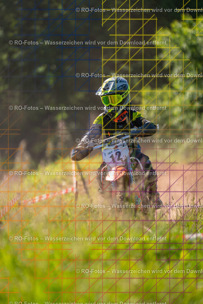 Wolfshausen 1 Lauf -321 | Sportfotografie von RO-Fotos: Motorsport, Motocross, Enduro, Laufveranstaltungen und Triathlon. Professionelle Fotos von Sportlern und Events. - Realisiert mit Pictrs.com