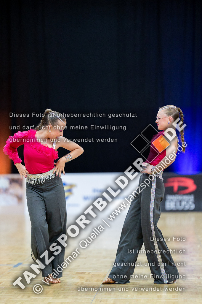 20230513-10672 | Hier finden Sie Tanz Bilder vom Latein und Standard Formationen tanzen. Sportbilder vom Tanzsport. Schöne Fotos und von Weltmeisterschaft, Europameisterschaft, Bundesliga, Regionalliga, Oberliga und Landesliga sowie von GOC Stuttgart, DanceComp, WM Bremen