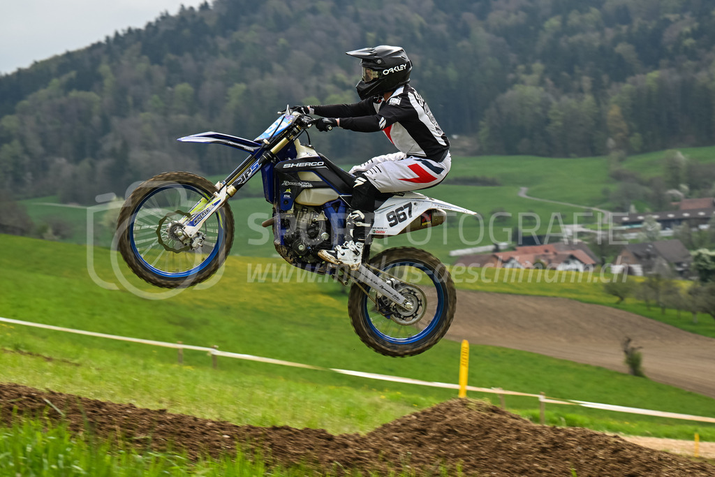 Motocross Schlatt bei Winterthur - 30. April 2023 | #967 Schwitz Ramona aus Gempenach (CH) auf Sherco in der Kategorie Swiss MX Women Cup am Motocross Schlatt bei Winterthur, 30. April 2023. 
Instagram: @mx_schlatt | @mc_wila | @sam_schweiz
Bild: Sportfotografie Markus Aeschimann | www.markus-aeschimann.ch - Realisiert mit Pictrs.com