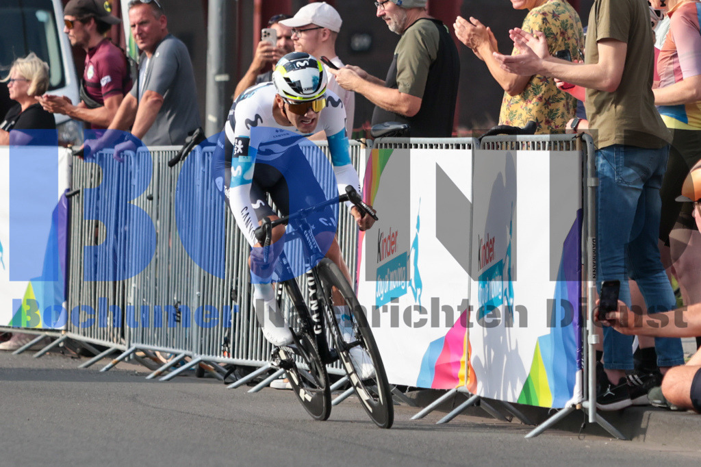 SES_DEUTOU20250820-141 | bond - Realisiert mit Pictrs.com