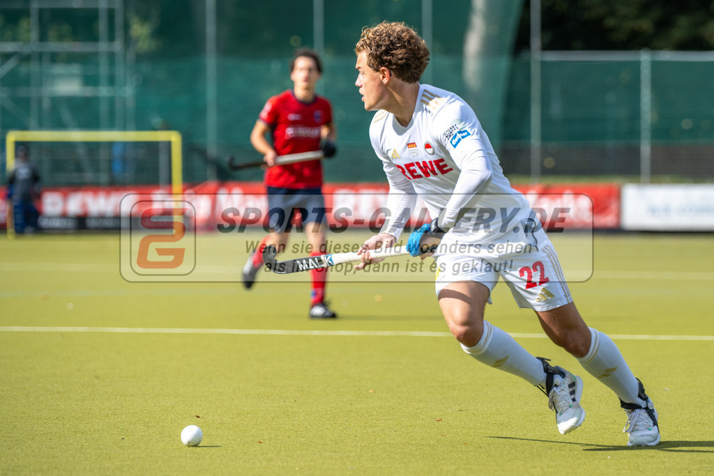 SFE_20230923_0064 | Hockey 1. Bundesliga Herren Rot-Weiss - Berliner HC am 23.09.2023 in Köln (KTHC Stadion Rot-Weiss Köln Tennis and Hockey Club), Photo: Stephan Fehrmann 2023 (Sports-Gallery),Michel Struthoff ( Rot-Weiss Köln #22 )