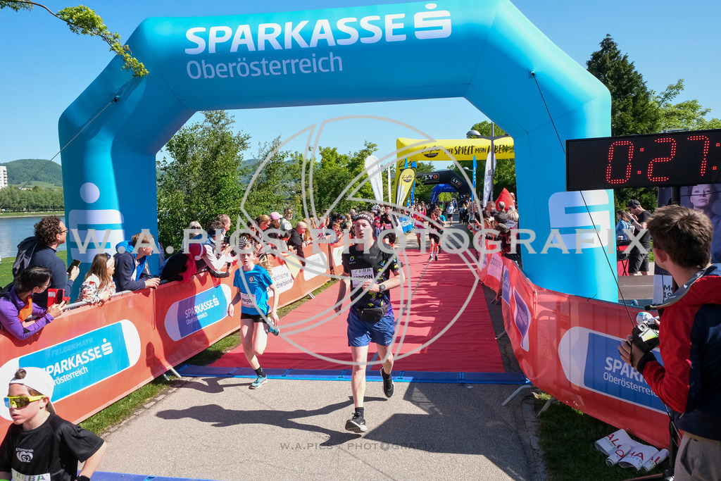 ..... | LINZ,AUSTRIA,27.April 24, Int. 3 Brückenlauf Linz  , Image shows: Photo: WAPICS / Michael ring
