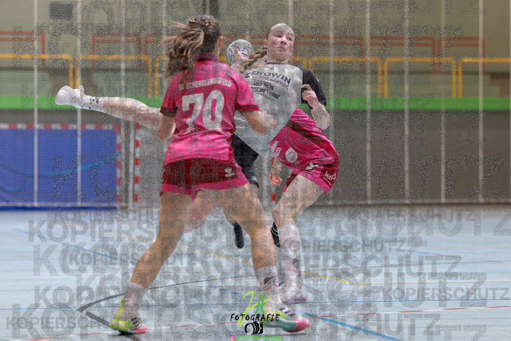 Hessenmeisterschaft wJC - Spiel um Platz 3; TuS Kriftel - SG Schenklengsfeld | Hessenmeisterschaft wJC - Spiel um Platz 3; TuS Kriftel - SG Schenklengsfeld am 22.03.2025 in Biedenkopf (Sporthalle Lahntalschule)Photo © 2025 - Jörg Heinrich - Realisiert mit Pictrs.com