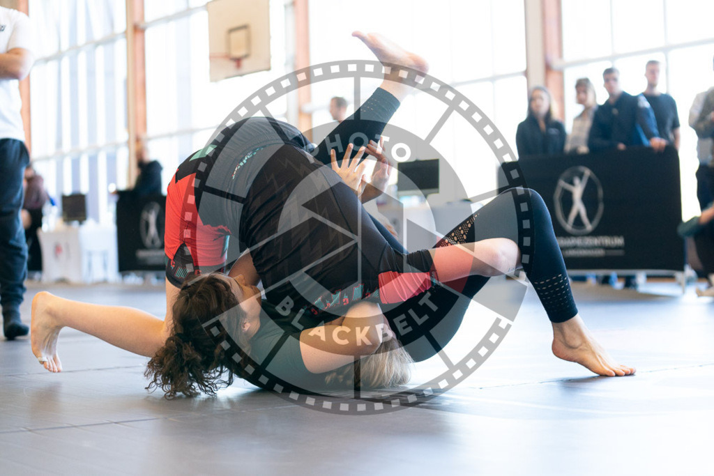 20250329PBB4016 | Fighters compete during the International Luta Livre (ILLCS) Germany IX Spring 2025 Competition spring on March 29, 2025 in Hannover, Germany.© Chiara Dazi