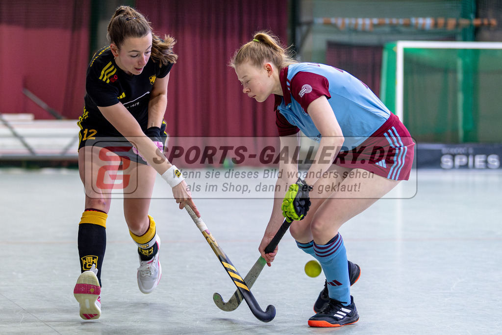 SM_2025-01-12_wD5_-11 | 1.Bundesliga Hallenhockey  (W) UHC - HTHC / 2:3 (2:1)