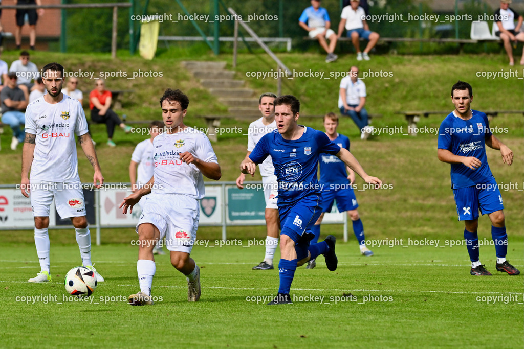 ASKÖ Köttmannsdorf vs. Union Matrei | #19 Christopher Sallinger ASKÖ Köttmannsdorf, #20 Daniel Hans Genser ASKÖ Köttmannsdorf, #11 Philipp Wibmer UNION Matrei, #6 Jonas Wibmer UNION Matrei, ASKÖ Köttmannsdorf vs. Union Matrei, ASKÖ Köttmannsdorf vs. Union Matrei am 13.09.2025 in Köttmannsdorf (Sportplatz Köttmannsdorf), Austria, (Photo by Bernd Stefan)