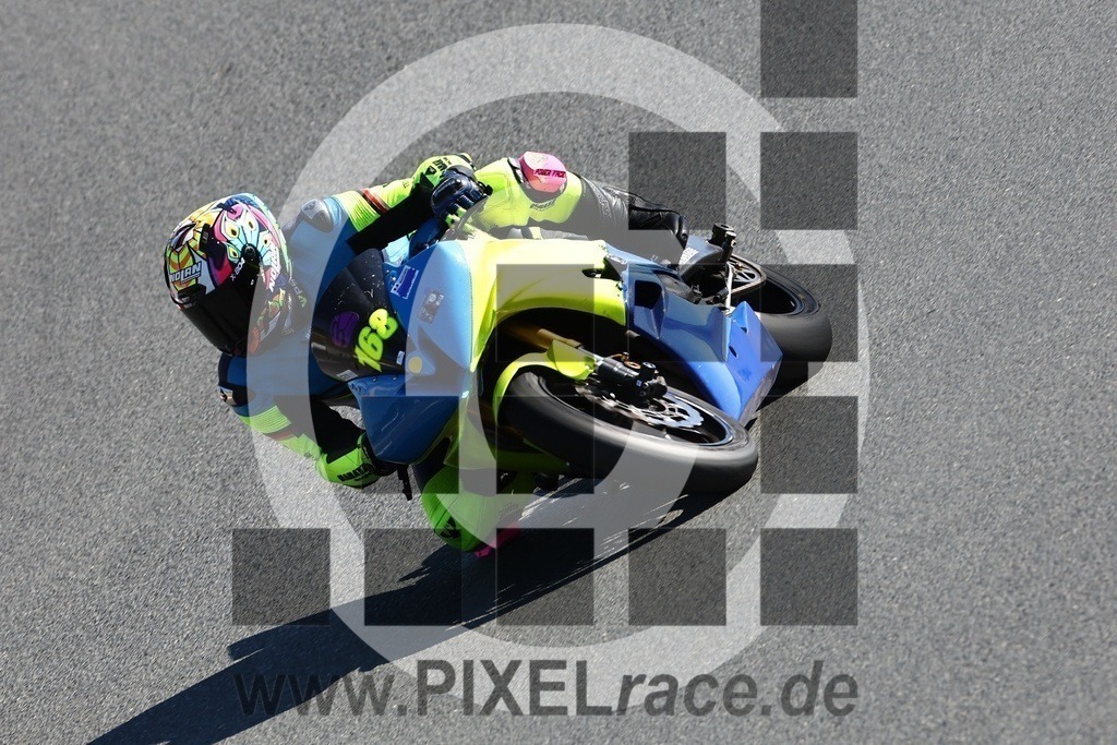 0168-20240514_06156 | Schöne Erinnerungen an spannende Momente - das festzuhalten ist unser Job. PIXELrace.de ist seit 2003 auf den Rennstrecken Europas unterwegs um die Action draußen beim Fahren und die wunderbare Stimmung imm Fahrerlager für euch einzufangen.