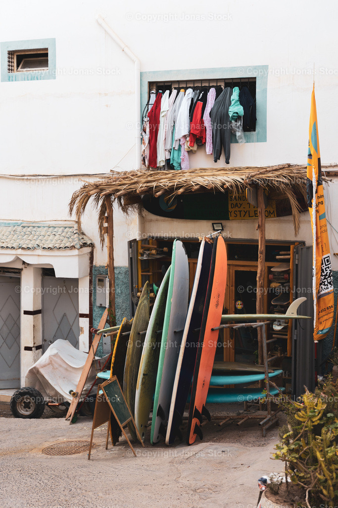 Surf Shop | One of many surf shops in Taghazout, Morocco.  - Realisiert mit Pictrs.com