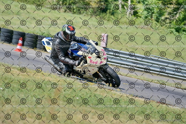 25bt04-0167 | markuskiefer.com - Realisiert mit Pictrs.com