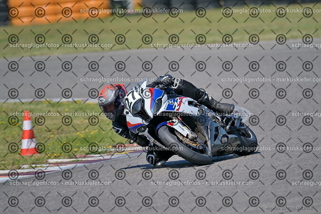 26BT01-1598 | 027 - Realisiert mit Pictrs.com