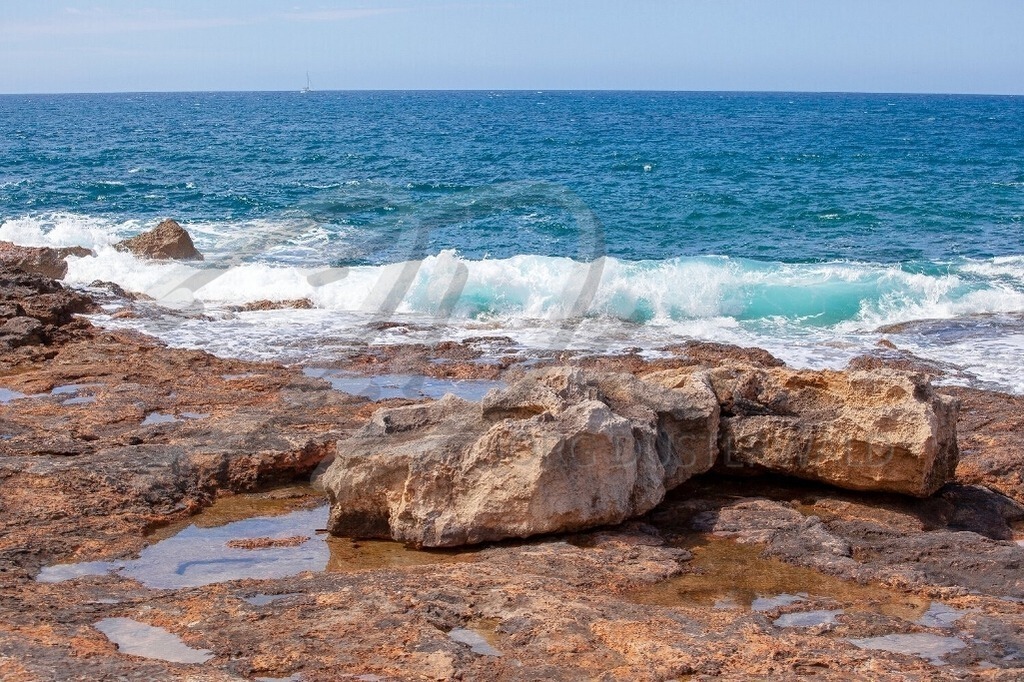 NatureArt-OLAJE_6298 | Türkise Wellen an der Insel | #006 | Modell: Pola | Foto: Mike Koppold - Realisiert mit Pictrs.com