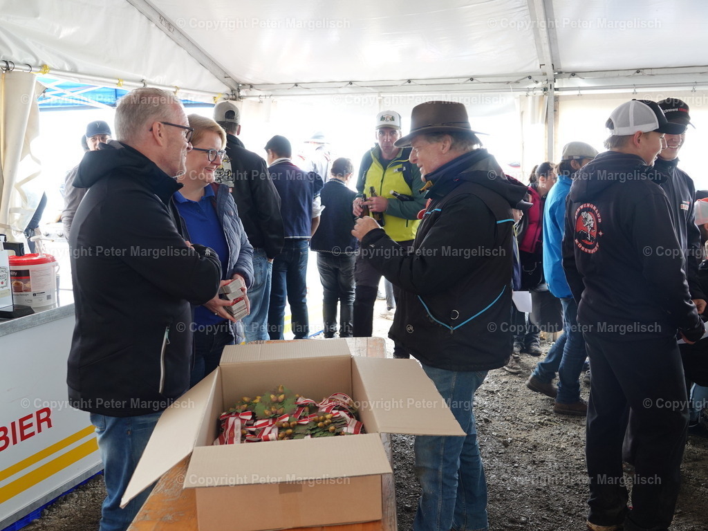 DSC07880 | Schwingen - Realisiert mit Pictrs.com