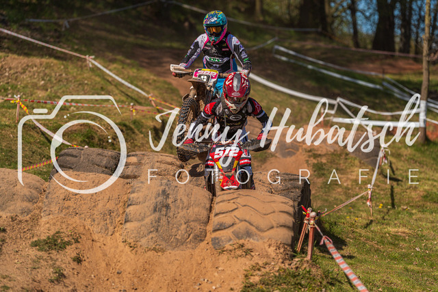 JHF.ECHT.4h.Samstag1052 | jennyhubatsch-endurofotografie