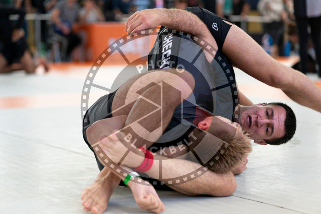 20240915PBB3278 | Athletes compete during the Grappling Industries’ grappling and Brazilian jiu-jitsu competition in Berlin, on September 15, 2024.