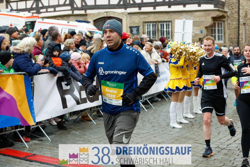 5km Roewisch Wohnbau Cup | 3 Koenigslauf 2024 5km Roewisch Wohnbau Cup - Realisiert mit Pictrs.com