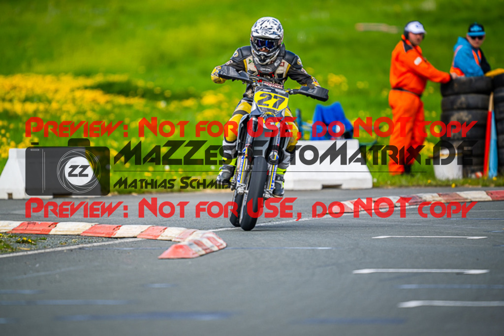 MaZZes_FotoMatrix_230506_7735 | S2