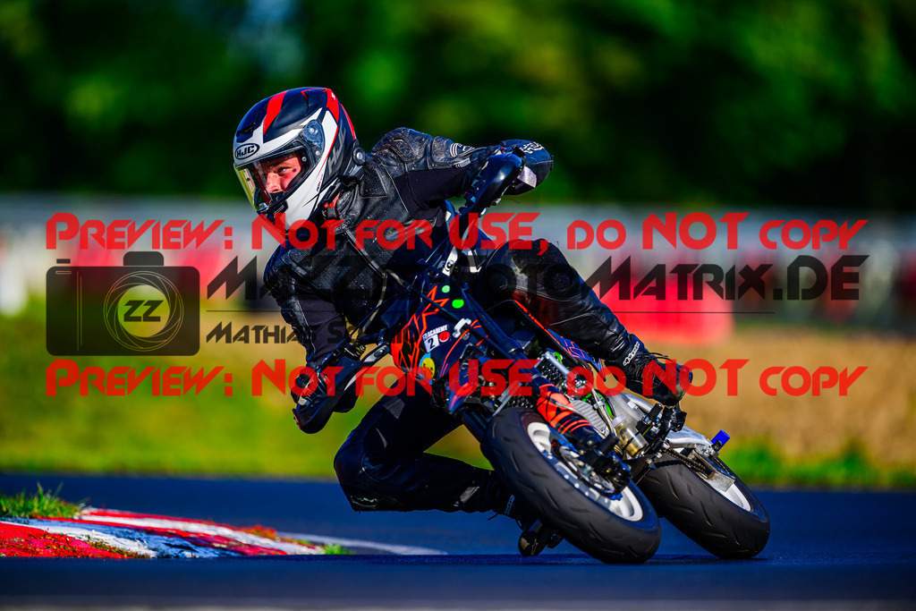 MaZZes_FotoMatrix_240917_6007705_9549 | 6_SBK