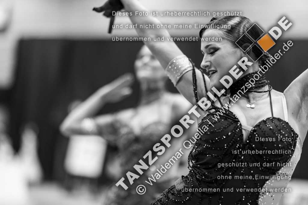 20230325-11821 | Hier finden Sie Tanz Bilder vom Latein und Standard Formationen tanzen. Sportbilder vom Tanzsport. Schöne Fotos und von Weltmeisterschaft, Europameisterschaft, Bundesliga, Regionalliga, Oberliga und Landesliga sowie von GOC Stuttgart, DanceComp, WM Bremen