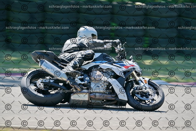 26BT01-0950 | 008 - Realisiert mit Pictrs.com