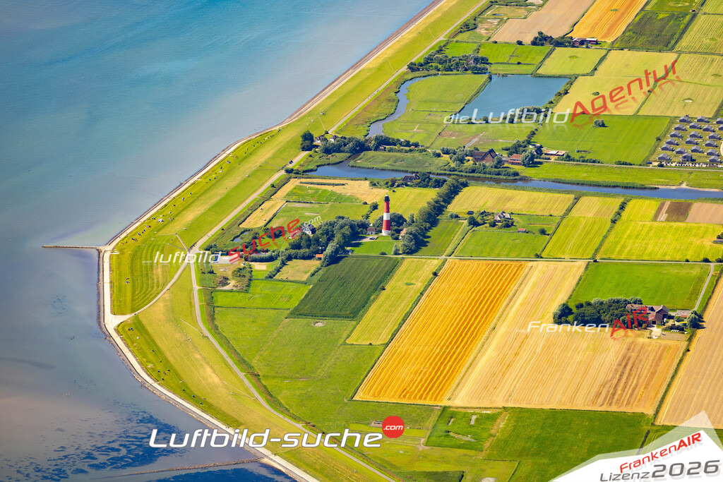 Die Luftaufnahme Leuchtturm - Pellworm wurde 2022 vom Flugzeug aus (keine Drohne) erstellt. Hohe Auflösung -für große Poster und Wandbilder geeignet - Garantiert!