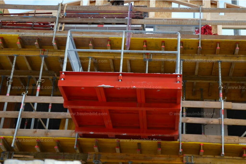 bib-lg01-baustelleneinrichtung-0158 | Nach LV-Leistungsgruppen sortierte Detailfotos über den Bau eines Hauses. Alle Hausbau-Bilder direkt vom Urheber und Autor der Website Haus-Selber-Bauen.com
