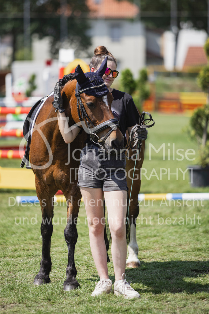 240720_LC_Reiter-WB-136 | Deine schönsten Turniermomente als professionelle Fotos! Entdecke hochwertige Pferdesport-Fotografie im Online-Shop. Jetzt Fotos finden & bestellen!