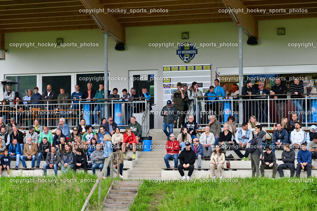 SV Wernberg vs. FC Faakersee | Besucher Sportplatz Wernberg, SV Wernberg vs. FC Faakersee, SV Wernberg vs. FC Faakersee am 01.06.2024 in Wernberg (Sportplatz Wernberg), Austria, (Photo by Bernd Stefan)