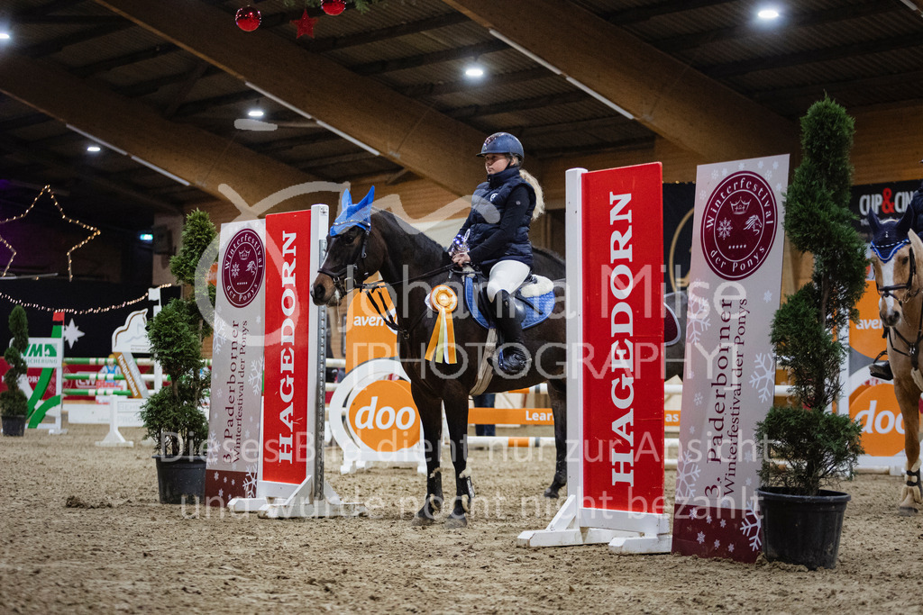 231118_PonyTrophy-322 | Deine schönsten Turniermomente als professionelle Fotos! Entdecke hochwertige Pferdesport-Fotografie im Online-Shop. Jetzt Fotos finden & bestellen!