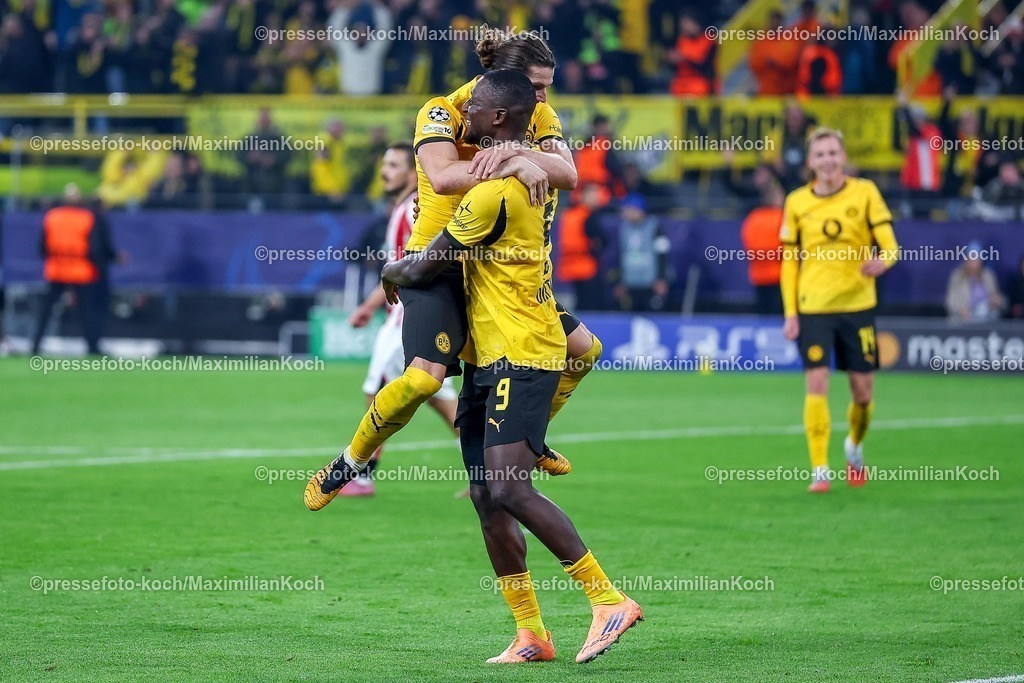 UCL01102501116 | 01.10.2025, Fußball, UEFA Champions League, Borussia Dortmund - Athletic Club Bilbao, BVB Stadion, 2. Spieltag, Saison 2025 2026: Torjubel nach dem Tor zum 3:1 durch Torschütze Marcel Sabitzer (BVB #20)  zusammen mit   Serhou Guirassy (BVB #09) Regulations prohibit any use of photographs as image sequences and or quasi-video.