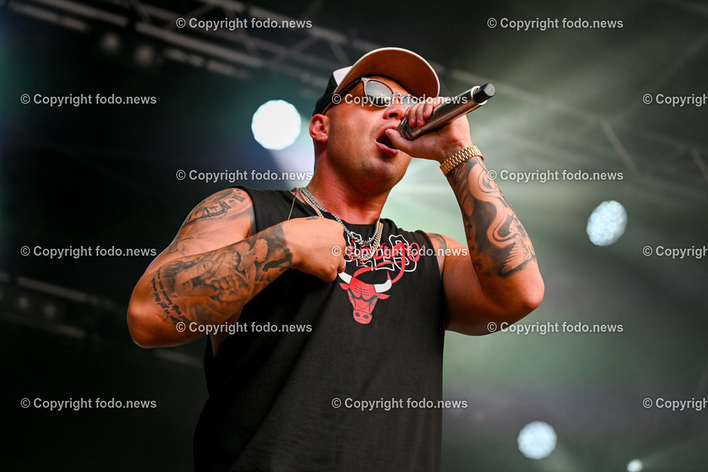 Posthof_ Pietro Lombardi_ 22.06.2023-11 | 22.06.2023, Linz, AUT, Posthof, Open Air Konzert Pietro Lombardi, im Bild Pietro Lombardi 