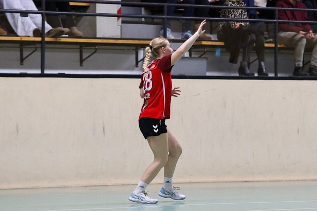 Handball I Damen I Saison 2025-2026 I Verbandsliga Süd I HSG Kalkberg 06 - MTV Dänischenhagen I 14.12.2025.110 | Chiara Flater (28, MTV Dänischenhagen) - Realisiert mit Pictrs.com