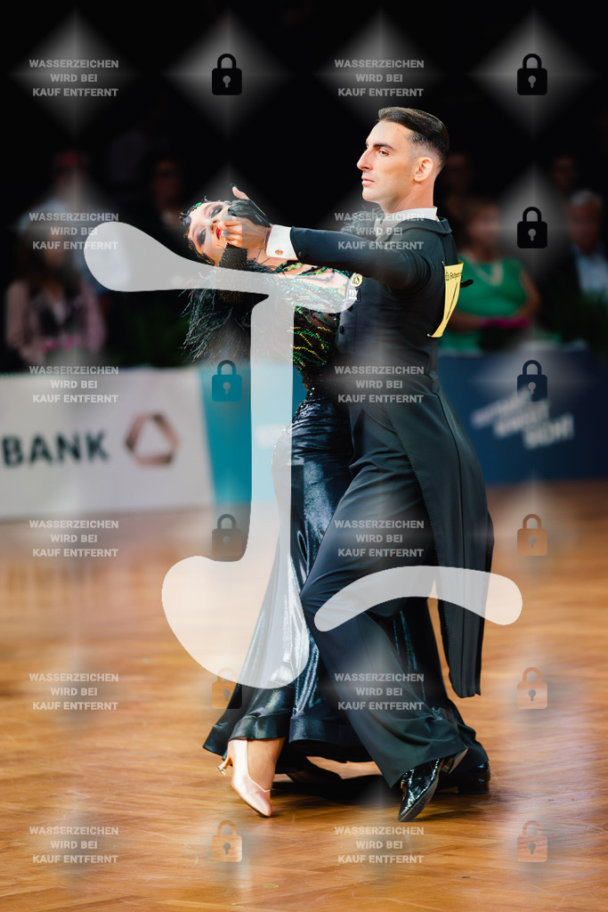 GOC 2025 - WDSF PD Super Grand Prix Standard 8th (4) Kostadin Vasilev _ Marina Prokofieva (Bulgaria)-2025-08-21-1089 | Webshop for digital downloads and prints of dance sport, event & show photographer Julian Link - Realisiert mit Pictrs.com